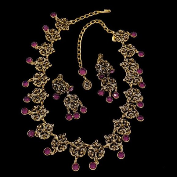 Iconic   Goldette Purple Fringed Rhinestone Necklace Matching Clip Earring Set - Picture 4 of 10
